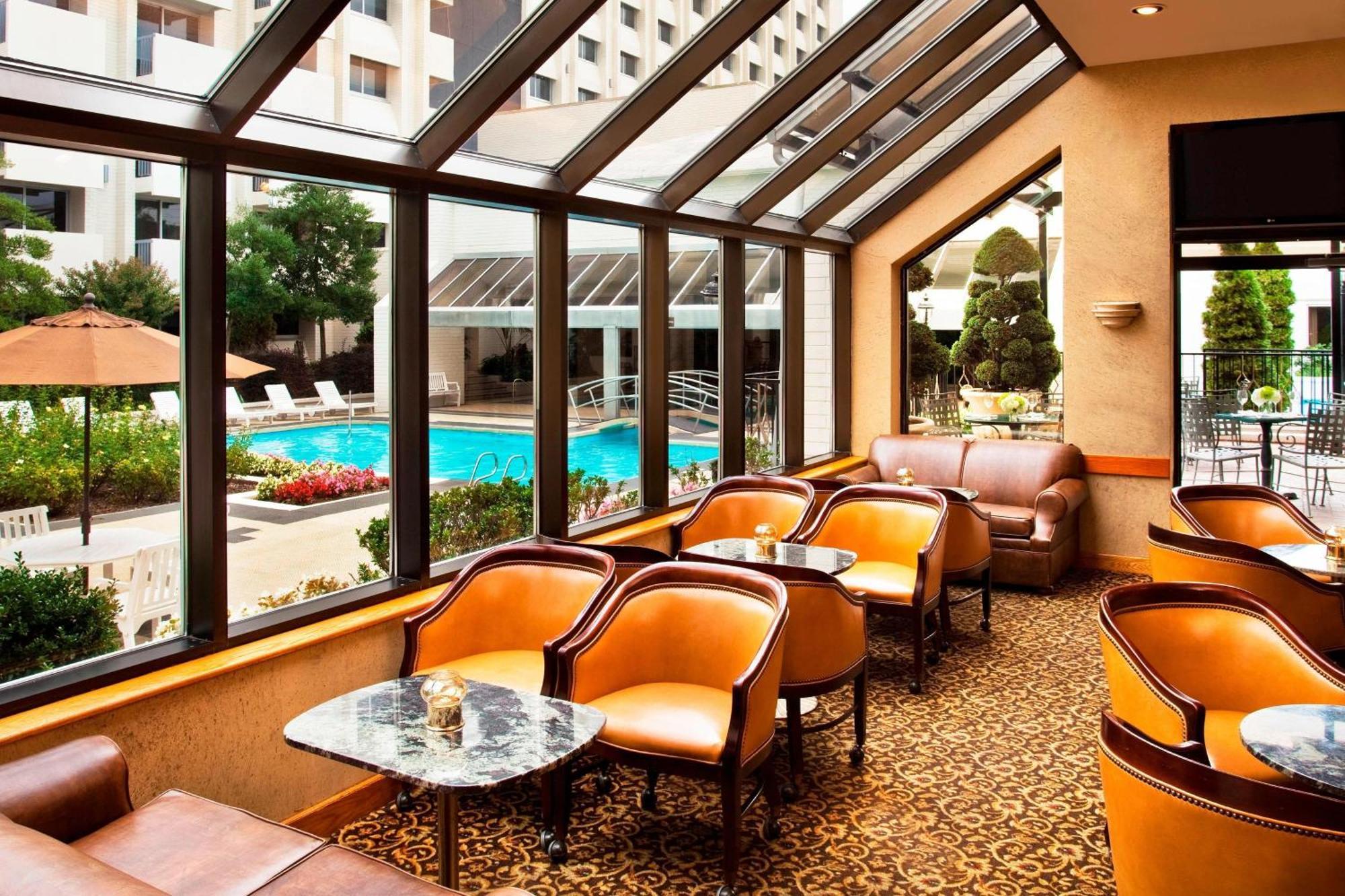 Sheraton Greensboro Exterior photo