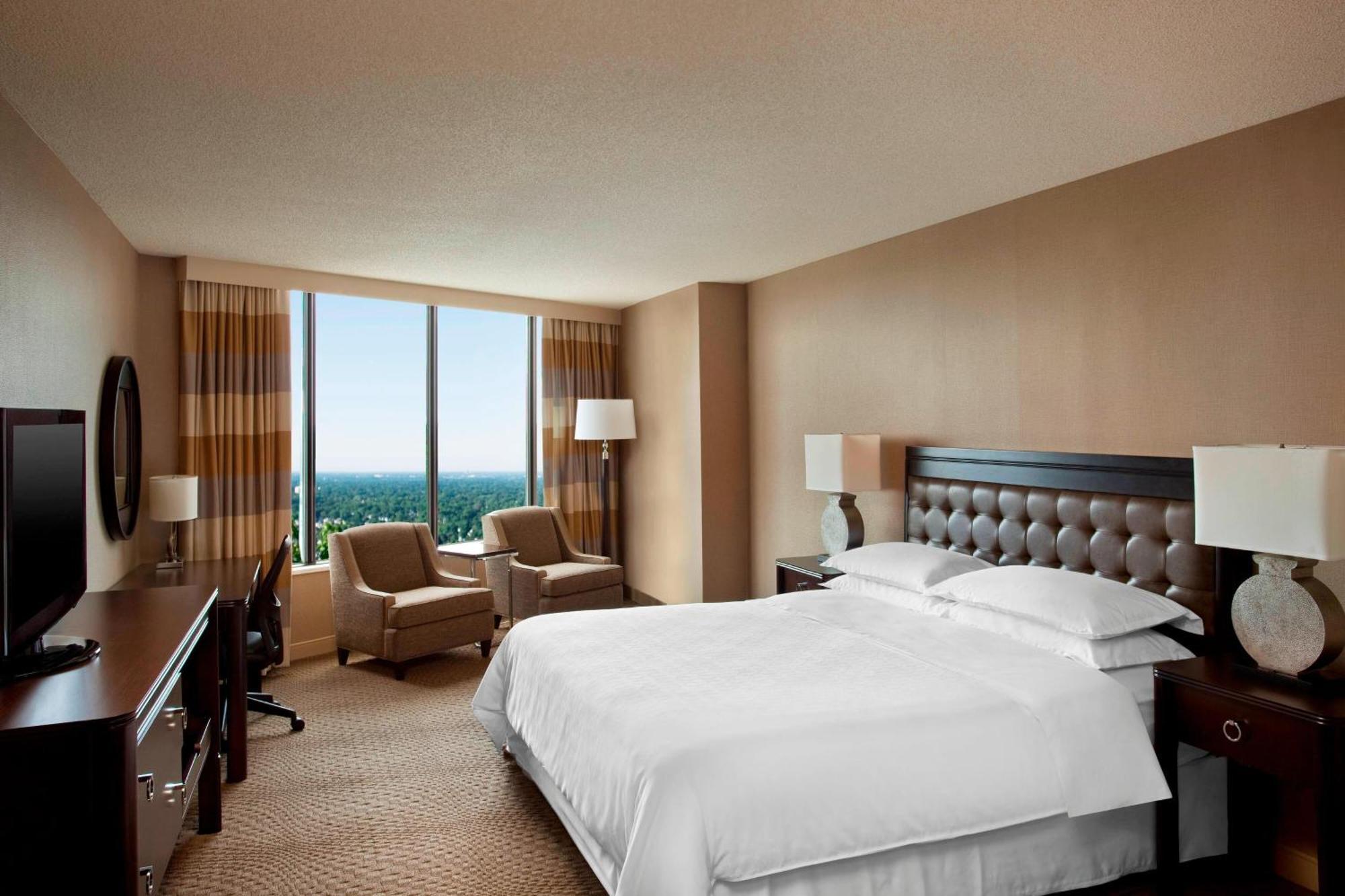 Sheraton Greensboro Room photo